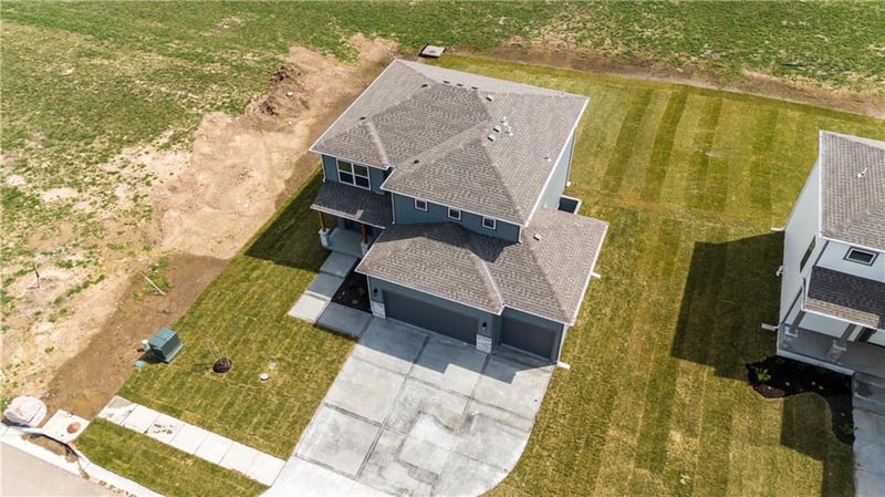 4712 6th Ter, Blue Springs, MO 64014