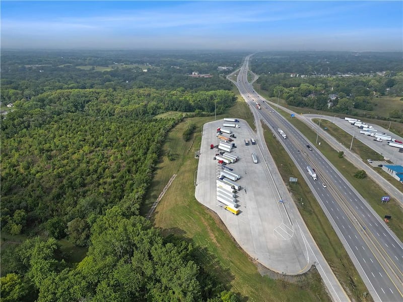 7320 Riverview Ave, Kansas City, KS 66112