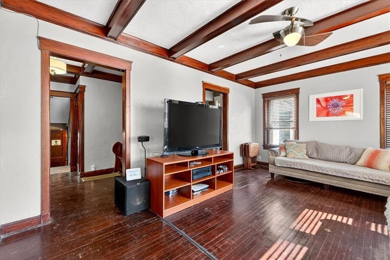 3545 Forest Ave, Kansas City, MO 64130