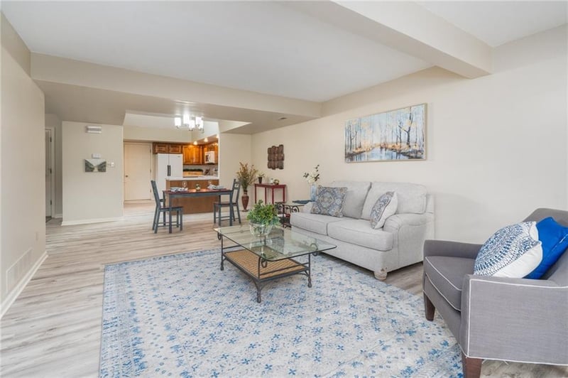 3417 Seminole Dr, Lawrence, KS 66047