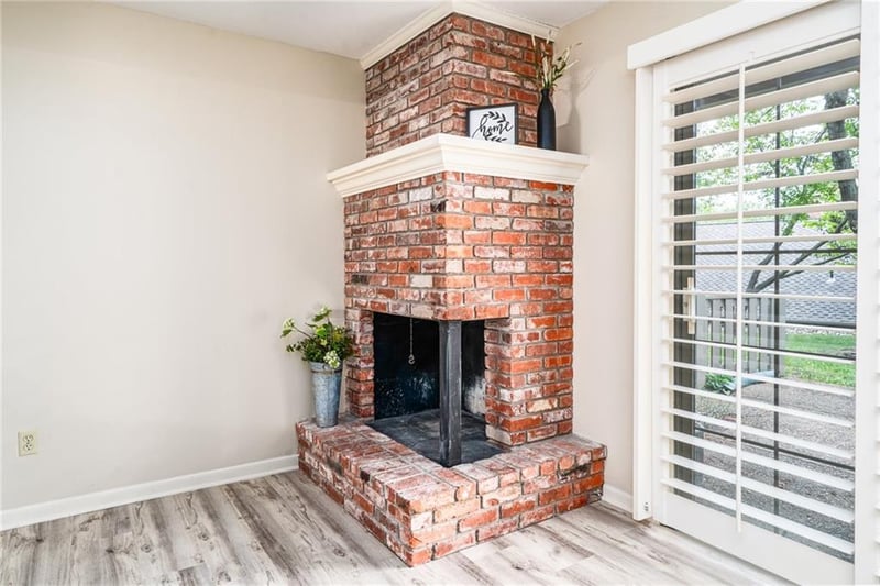 3417 Seminole Dr, Lawrence, KS 66047