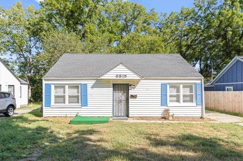 6815 Benton Ave, Kansas City, MO 64134