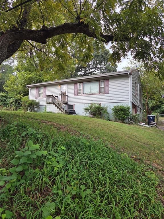 9000 Leeds Rd, Kansas City, MO 64129