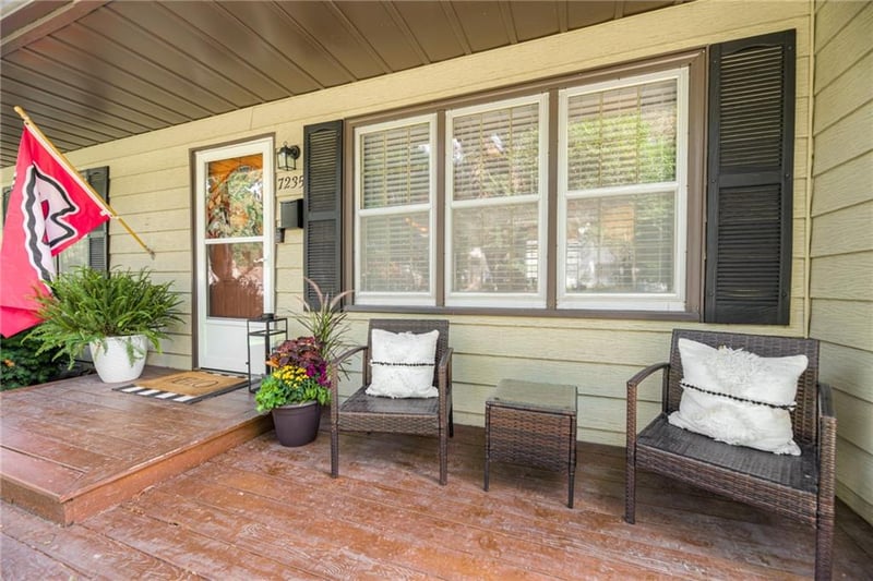 7235 Walnut St, Kansas City, MO 64114