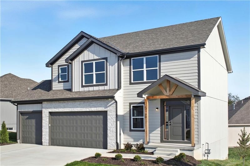 2332 Andromada Ct, Blue Springs, MO 64014