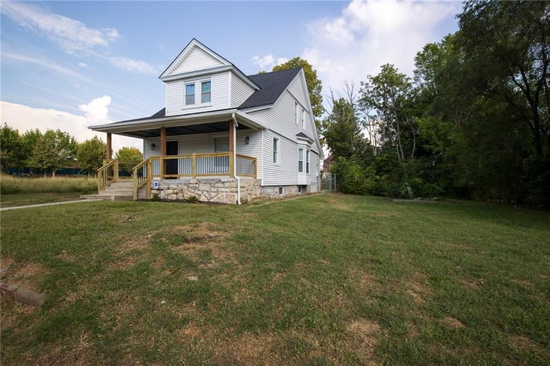 2707 Park Ave, Kansas City, MO 64109