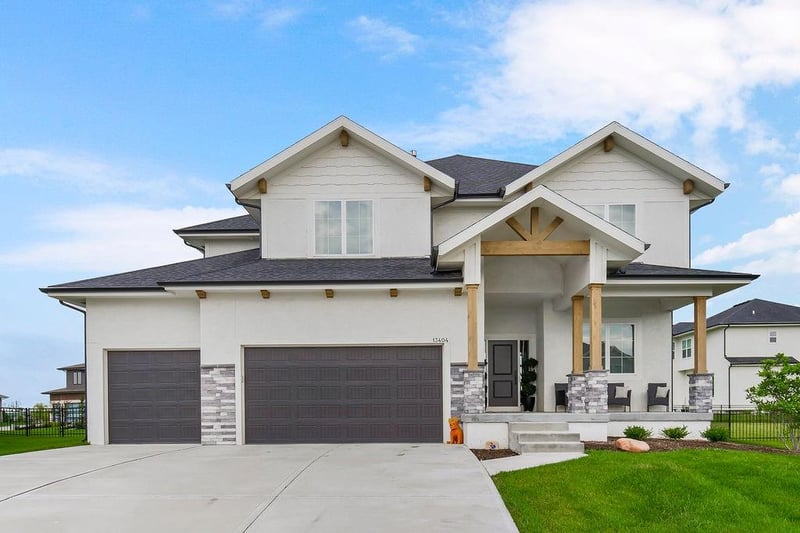 13404 177th St, Overland Park, KS 66013