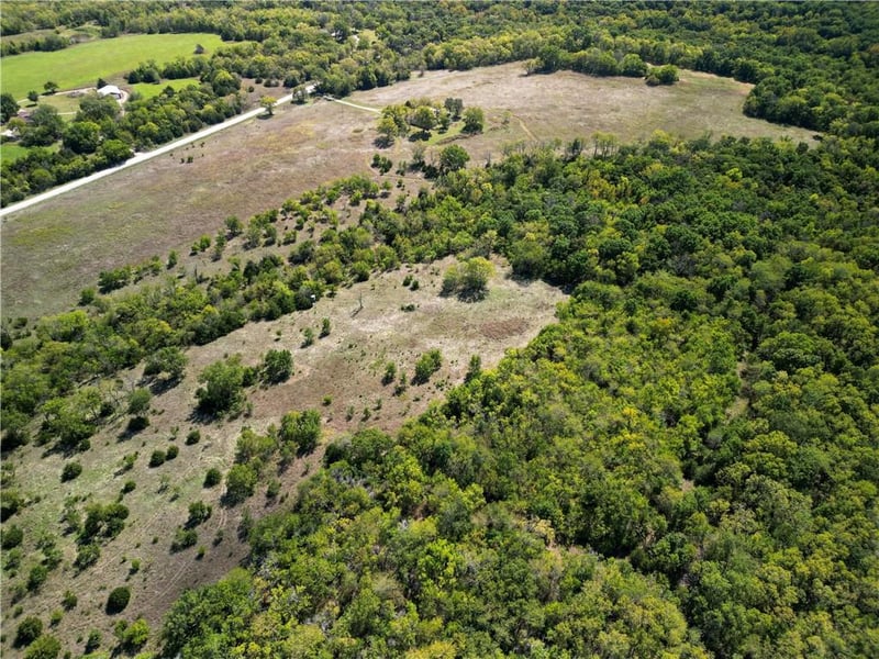 New Lancaster Rd, Lacygne, KS 66040