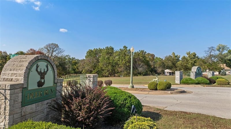 Lot 2 Deer Run Dr, Nevada, MO 64772
