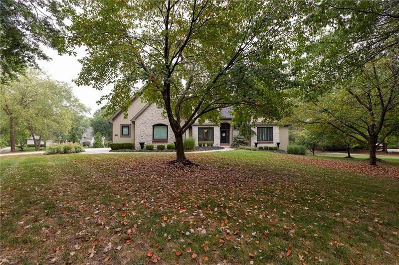 2116 Winding Woods Dr, Liberty, MO 64068