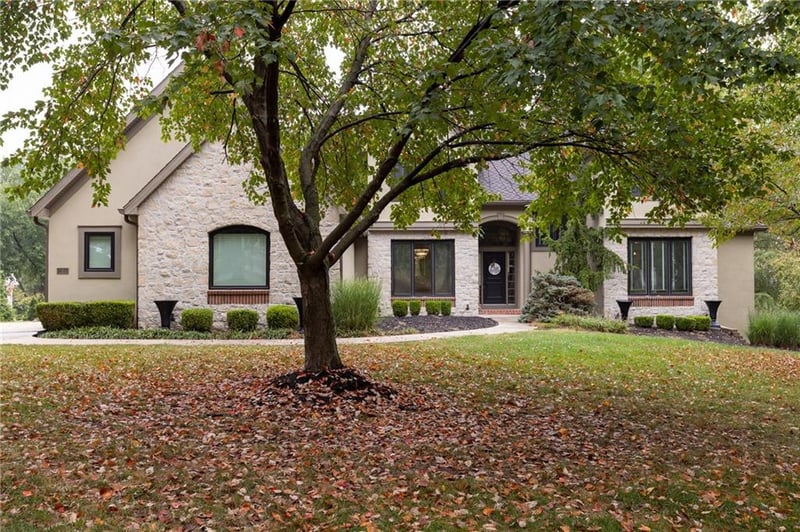 2116 Winding Woods Dr, Liberty, MO 64068