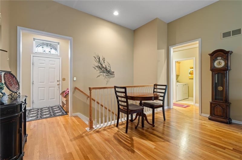 708 131st Pl, Kansas City, MO 64145