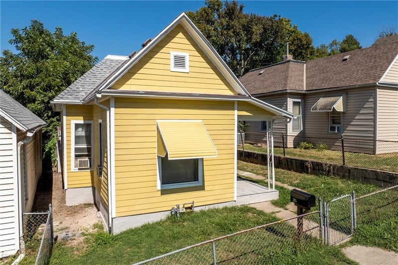 205 Kansas Ave, St Joseph, MO 64504