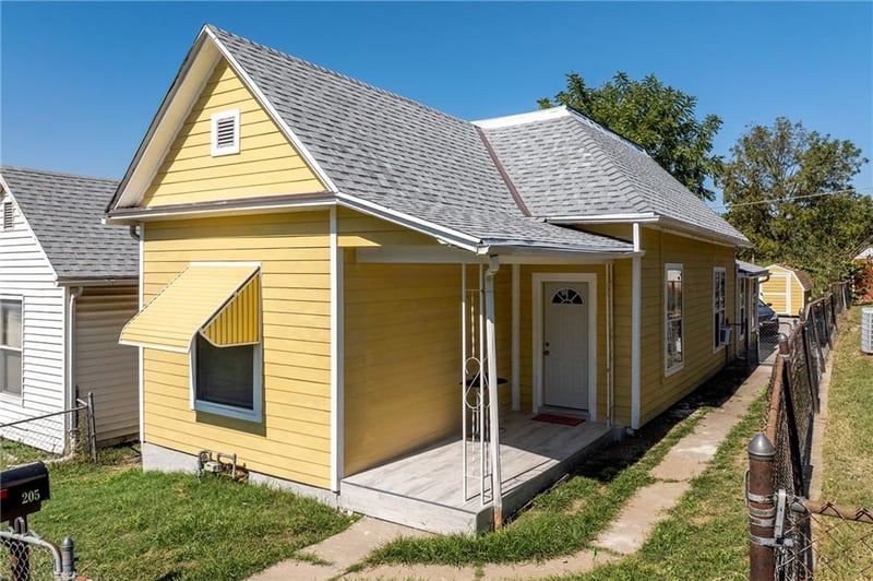 205 Kansas Ave, St Joseph, MO 64504