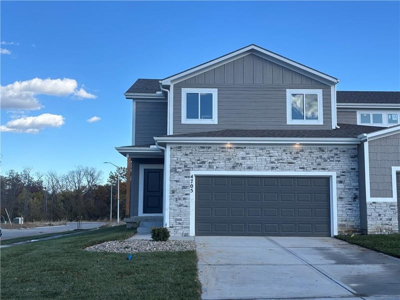 4705 Brentwood Ave, Kansas City, MO 64136