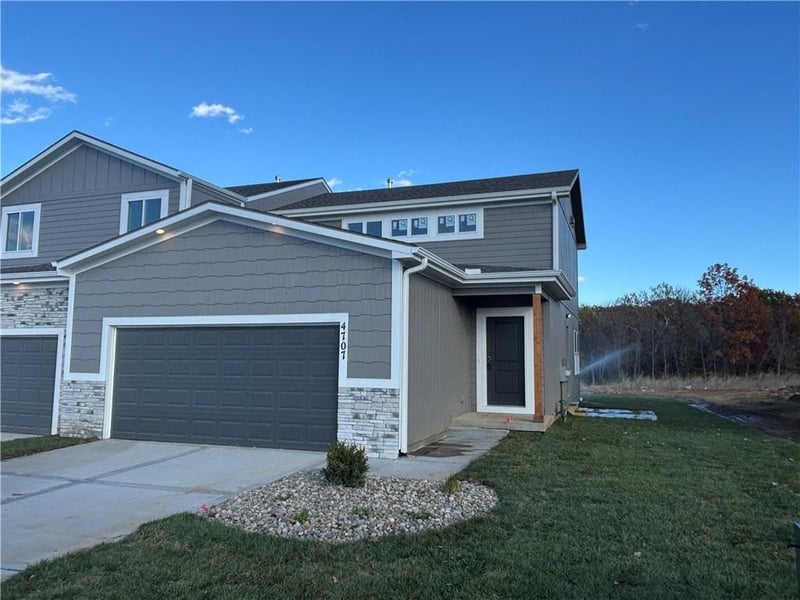 4707 Brentwood Ave, Kansas City, MO 64136