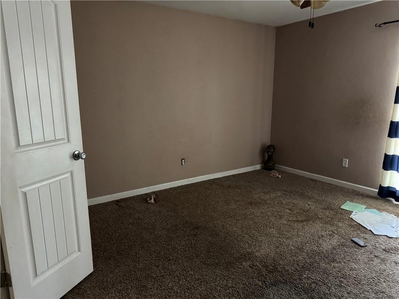 201 Hackberry St, Lee's Summit, MO 64064