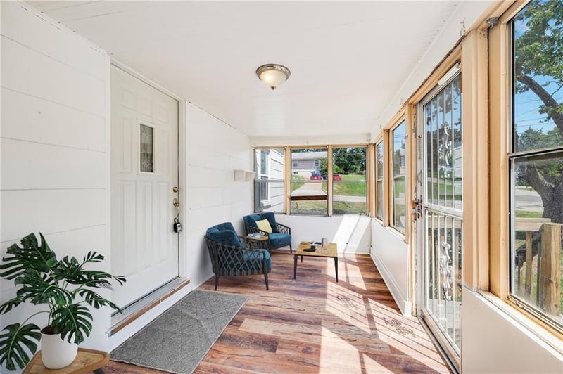 4000 Crescent Ave, Kansas City, MO 64133