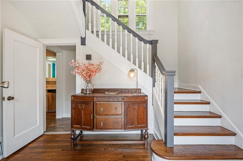 2118 Tauromee Ave, Kansas City, KS 66102