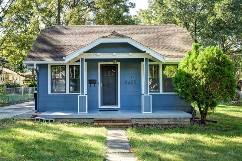 11 80th Ter, Kansas City, MO 64114