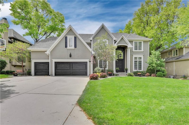 5817 W 147th Pl, Overland Park, KS 66223
