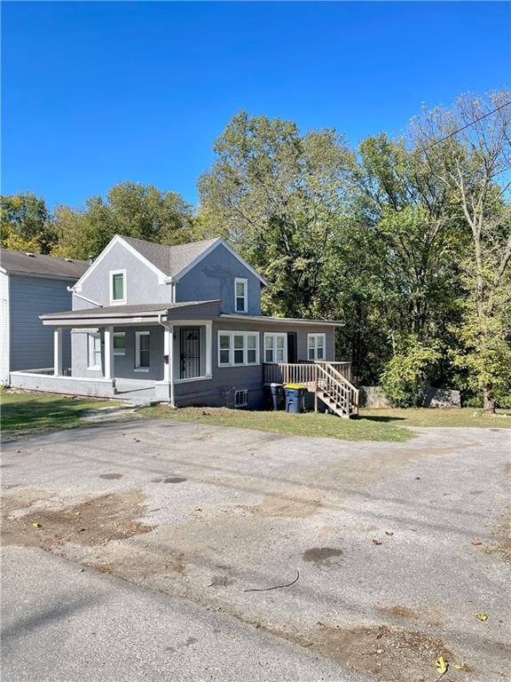 3868 59th St, Kansas City, MO 64130