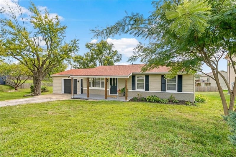 3503 NE 85th St, Kansas City, MO 64156