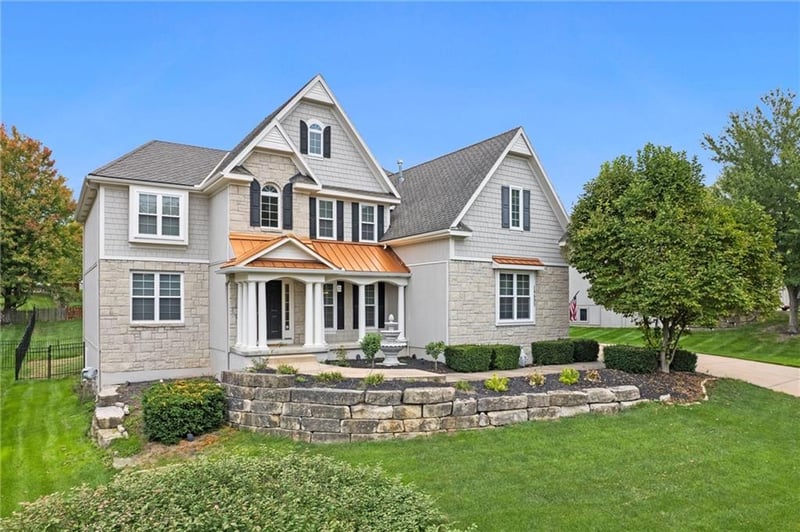 14605 Carter St, Overland Park, KS 66221