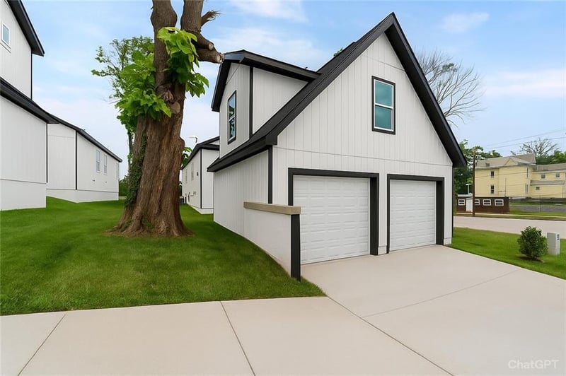 810 10th St, Kansas City, KS 66102