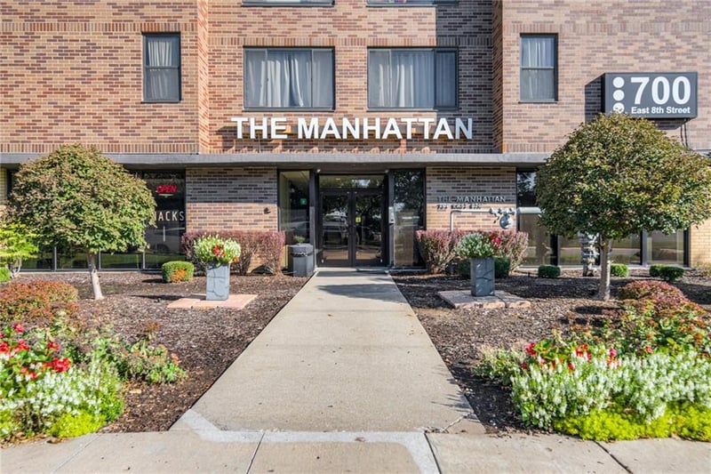 700 8th St #16O, Kansas City, MO 64106