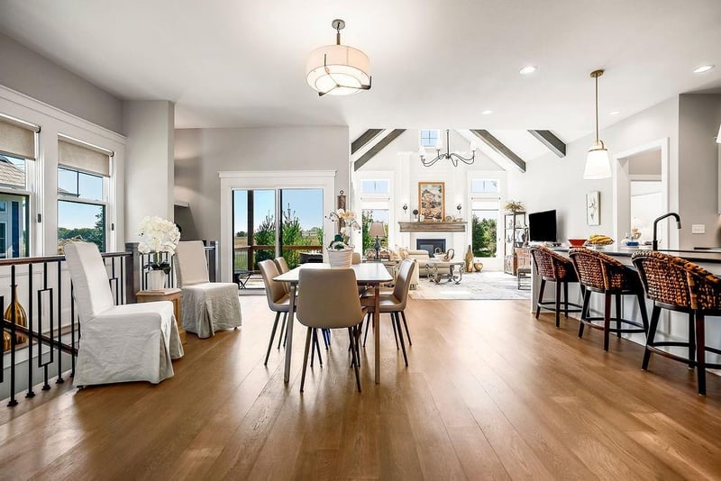 13401 174th Pl, Overland Park, KS 66221