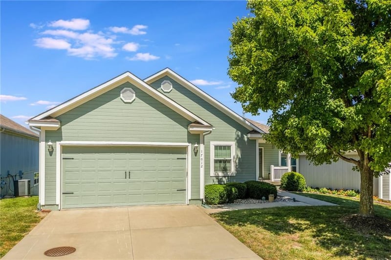 17012 46th Street Ct, Independence, MO 64055