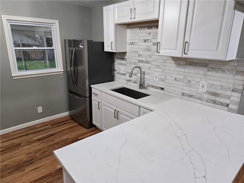 3604 Southwest Trafficway, Kansas City, MO 64111