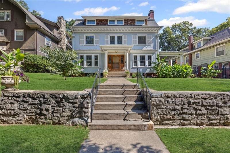 3625 Locust St, Kansas City, MO 64109