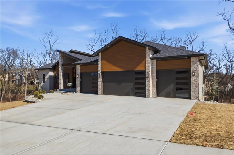 5301 104th St, Kansas City, KS 66109