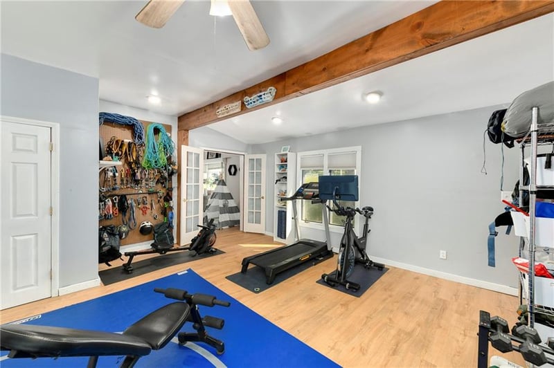 16425 Fort Riley Rd, Leavenworth, KS 66048