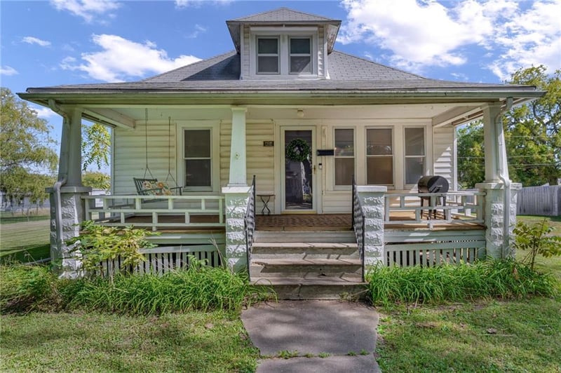 404 Cedar St, Overbrook, KS 66524