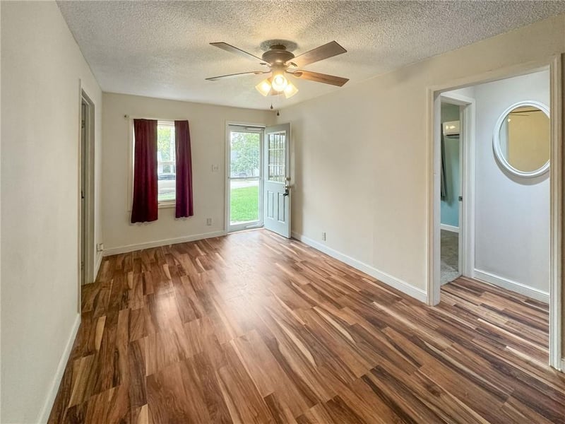 3920 Lister Ave, Kansas City, MO 64117