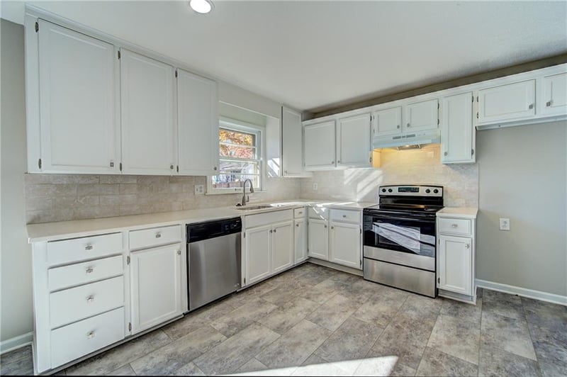 13101 53rd St, Kansas City, MO 64133