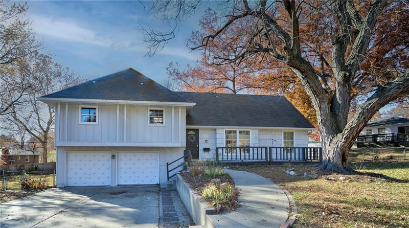 13101 53rd St, Kansas City, MO 64133