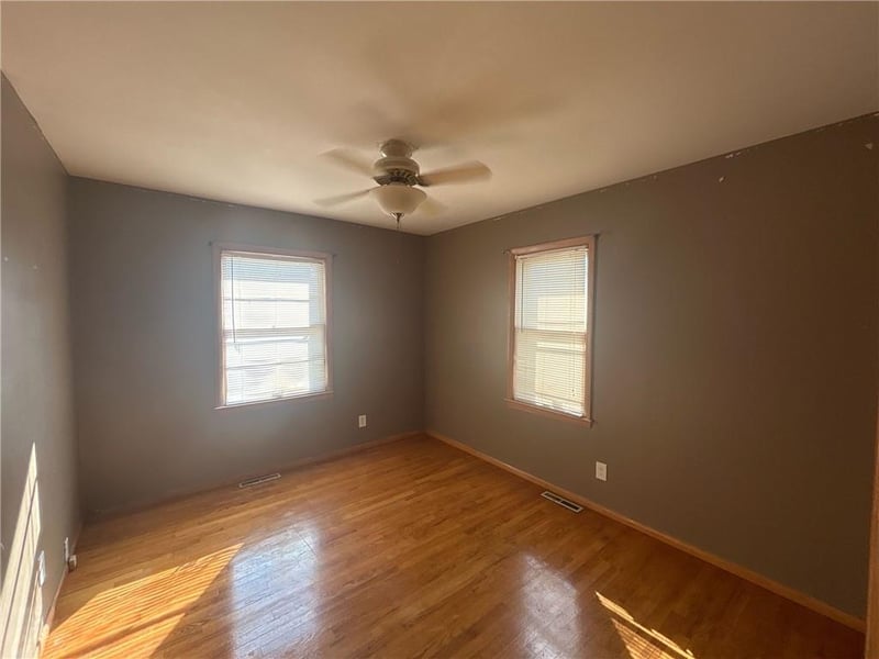 7800 91st St, Kansas City, MO 64138