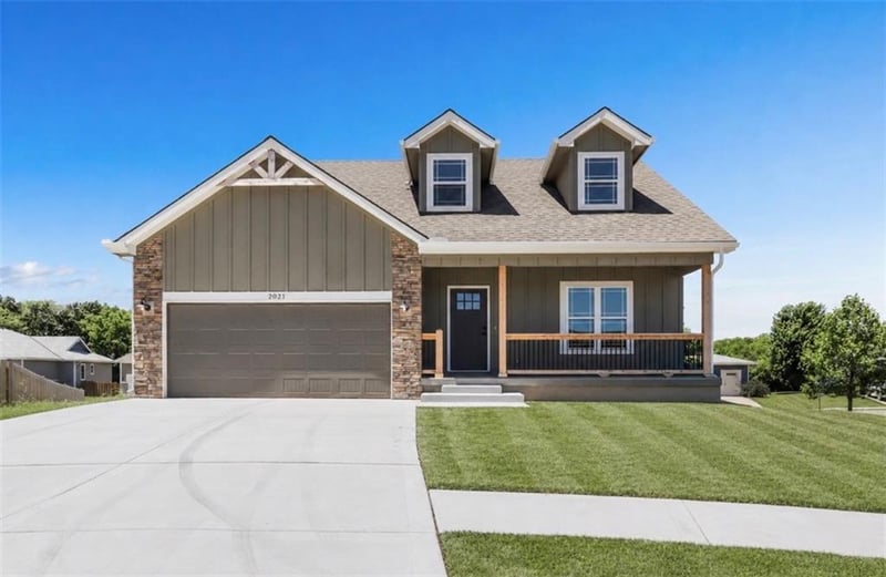 2021 Riverstone Dr, Excelsior Springs, MO 64024
