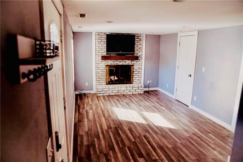 4900 Manchester Ave, Kansas City, MO 64119