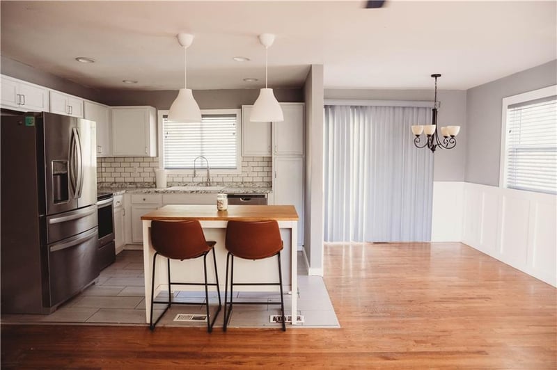 4900 Manchester Ave, Kansas City, MO 64119