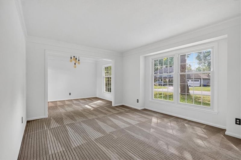 9804 100th Ter, Overland Park, KS 66212