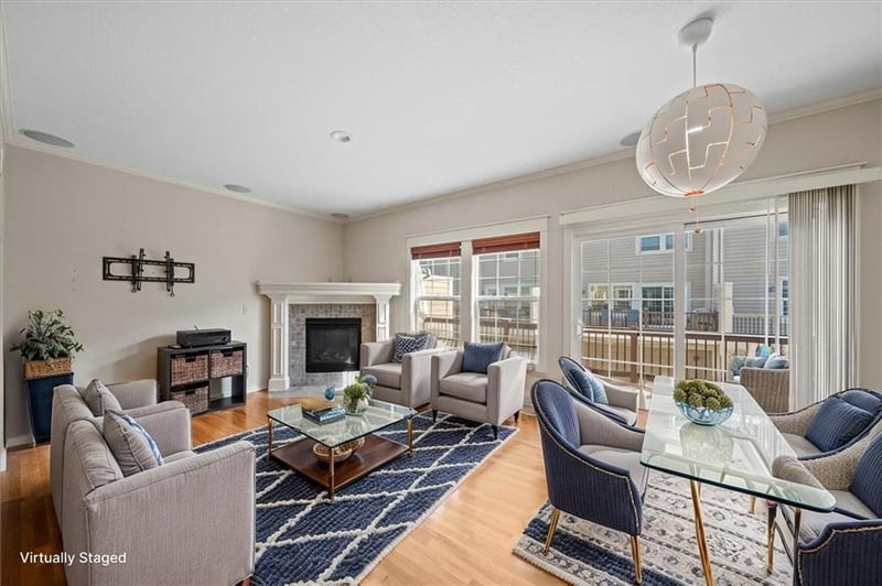 2911 Gentry Park Pw, Kansas City, MO 64116