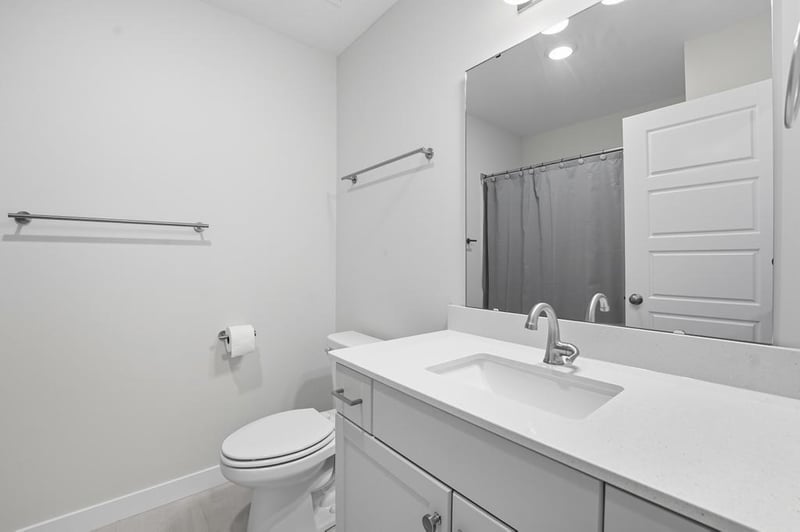 3534 Corbin Dr, Lee's Summit, MO 64082