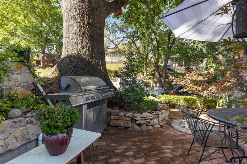 831 Tauromee Ave, Kansas City, KS 66101