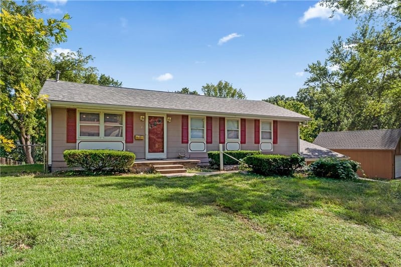 4923 Appleton Ave, Kansas City, MO 64133