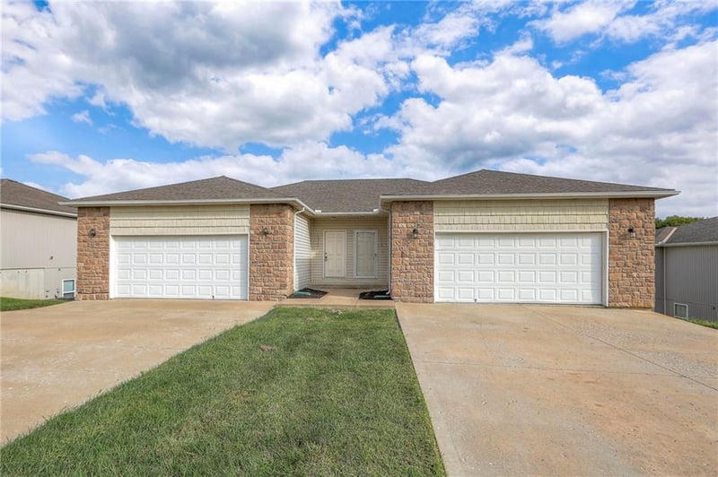 10514 45th Ter, Kansas City, MO 64133